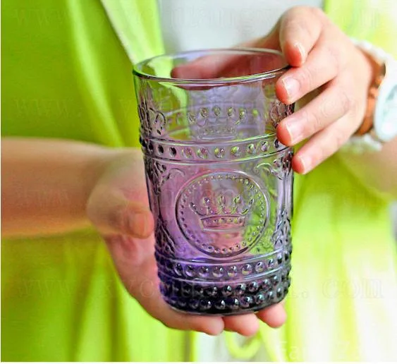 Food Grade Embossed Nice Glass Beverage Cup for Home Use