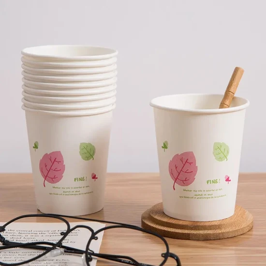 Tasse à café à double paroi en relief de nouvelle conception Tasses en papier pour boissons chaudes de 12 oz avec couvercles en plastique